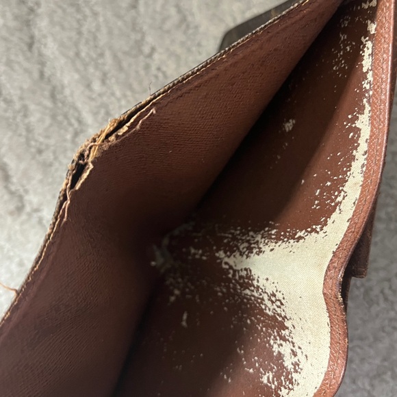 Vintage Louis Vuitton Monogram Canvas Bifold Wallet w/ Snap Pocket Coin Pouch - Picture 10 of 13